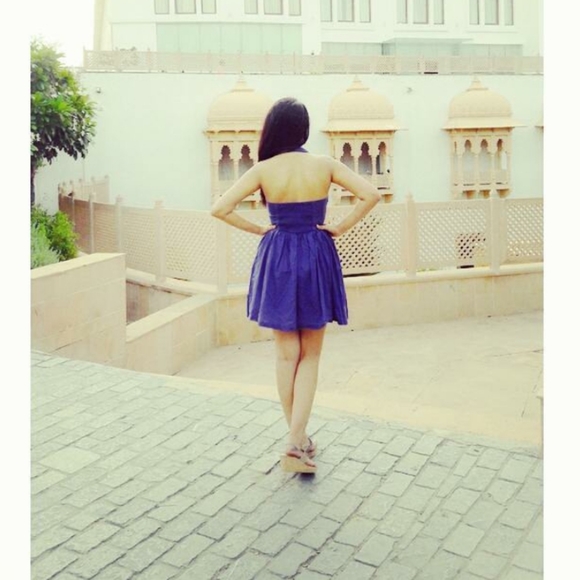 Hollister Dresses & Skirts - Blue backless dress